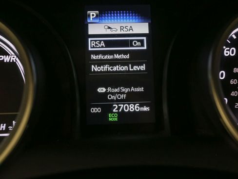 Used 2024 Toyota Camry LE FWD image 39