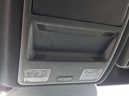 Used 2025 Ford Escape ST-Line image 32