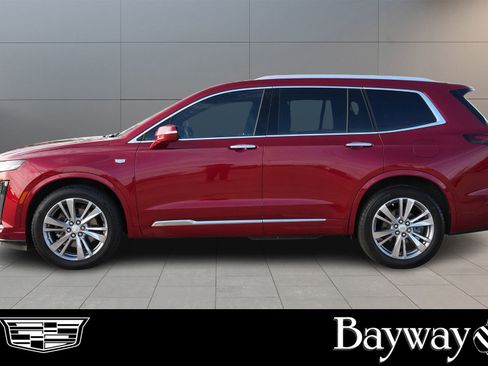 Certified 2023 Cadillac XT6 Premium Luxury w/ Technology Package image 4