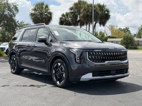 New 2027 Kia Carnival EX FWD image 2