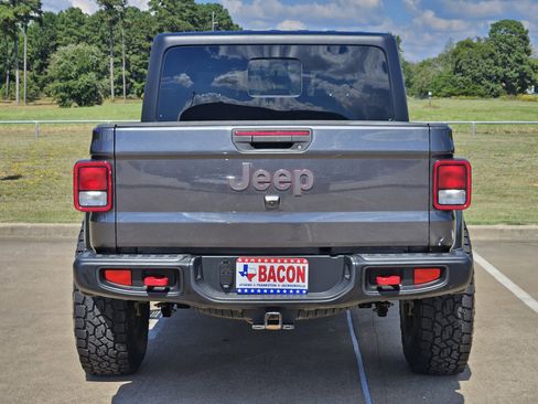 Used 2021 Jeep Gladiator Rubicon w/ Trailer Tow Package image 5