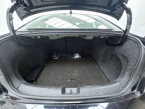 Used 2023 Volkswagen Jetta S image 33