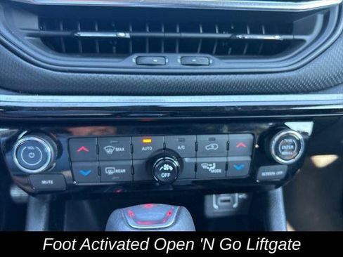 Certified 2022 Jeep Compass Trailhawk w/ Trailhawk Elite Group AWD/4WD image 24