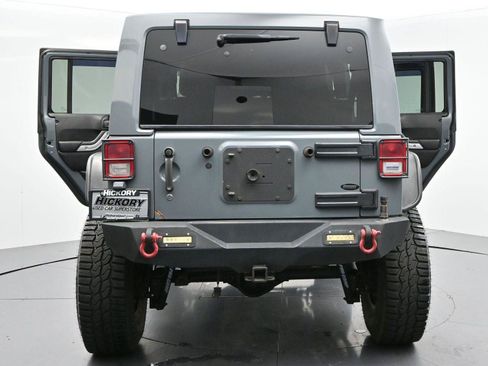 Used 2013 Jeep Wrangler Unlimited Rubicon AWD/4WD image 38