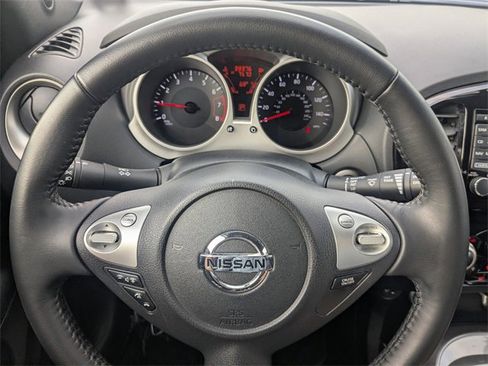 Used 2015 Nissan Juke SL image 31