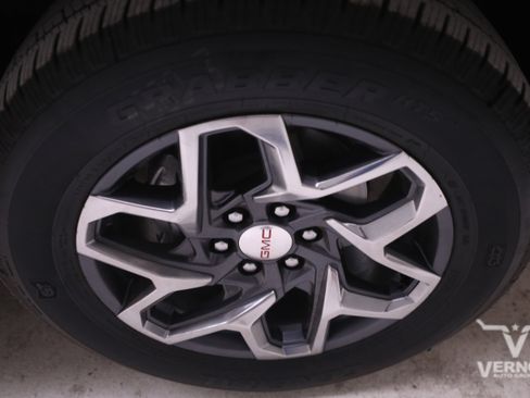 Used 2021 GMC Yukon Denali image 35