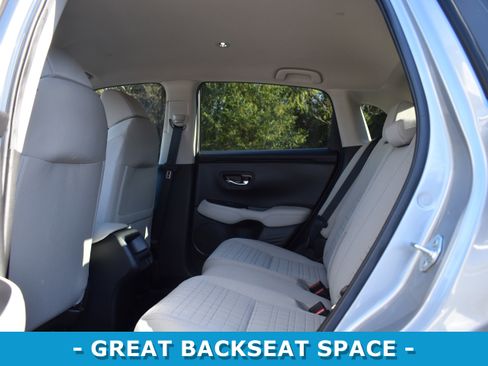 Used 2024 Honda HR-V LX image 9