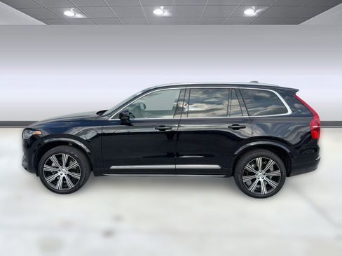Certified 2024 Volvo XC90 T8 Ultimate w/ Protection Package Premier image 2