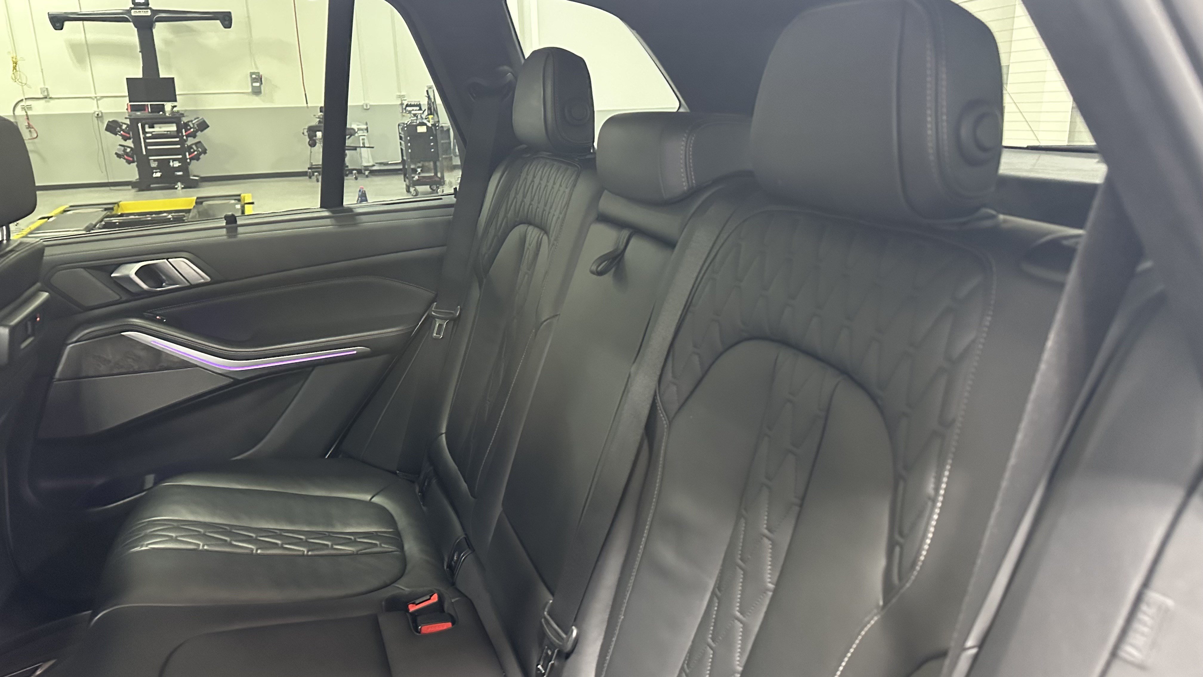 Used 2020 BMW X5 xDrive40i w/ M Sport Package AWD/4WD image 32