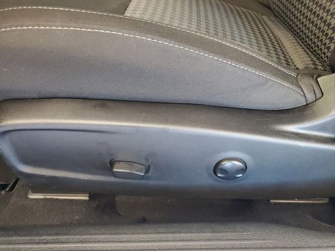 Used 2023 Dodge Challenger R/T image 7