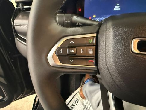 Certified 2024 Jeep Compass Limited w/ High Altitude Package AWD/4WD image 60