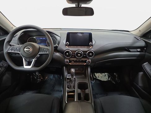 Used 2024 Nissan Sentra SV image 10