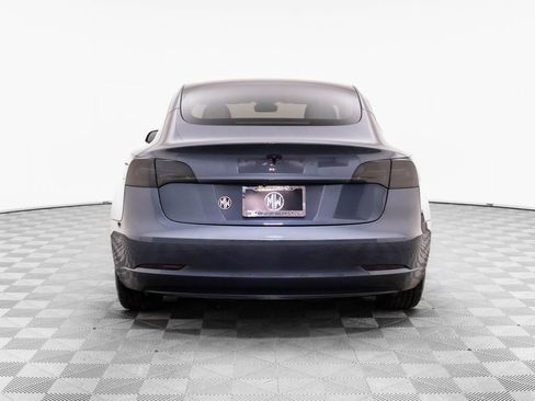 Used 2022 Tesla Model 3 Long Range image 4