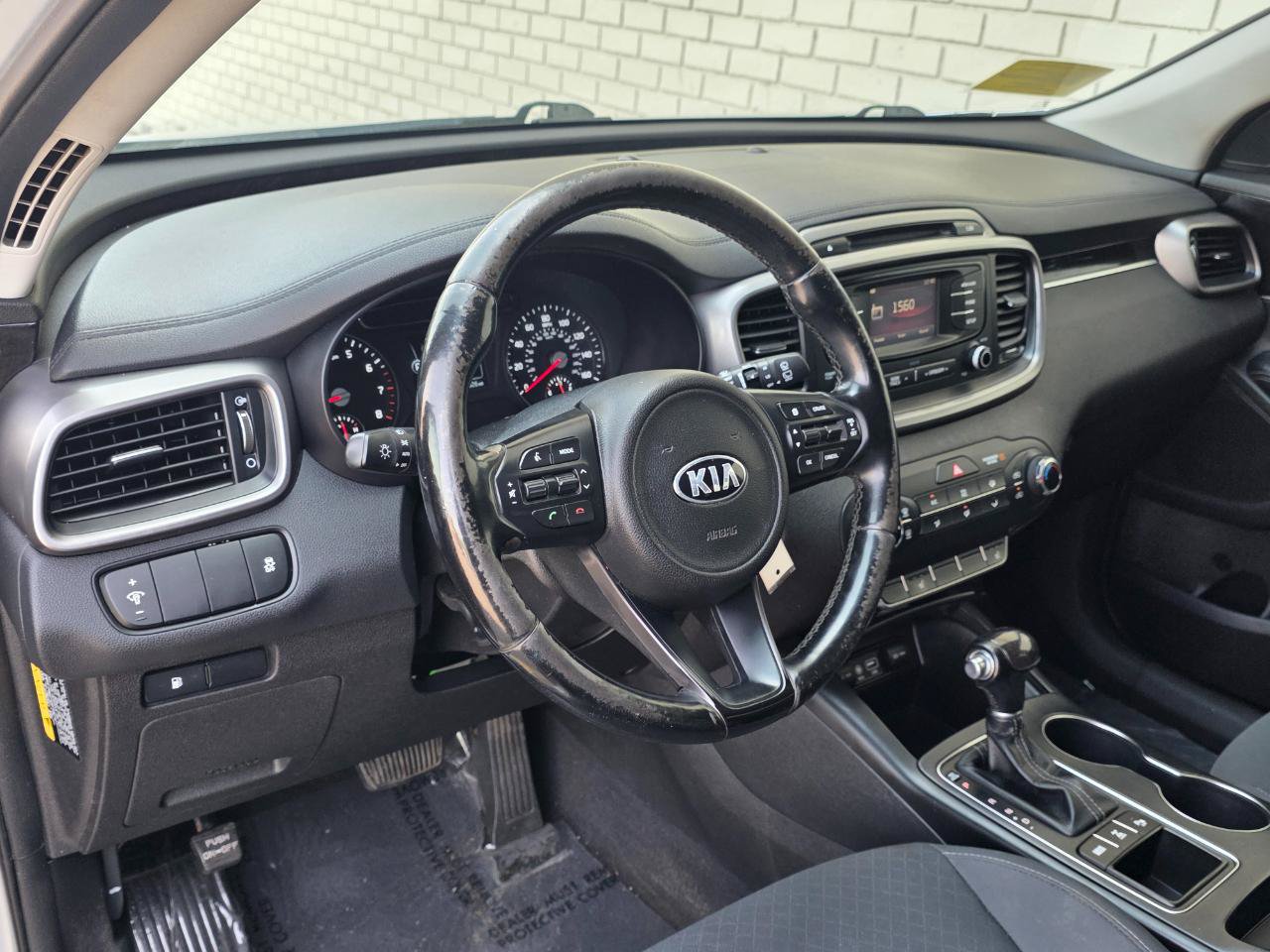 Used 2016 Kia Sorento AWD w/ LX Convenience Package image 9