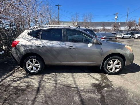 Used 2008 Nissan Rogue SL w/ Premium Pkg image 4