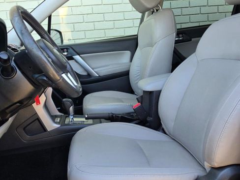 Used 2017 Subaru Forester 2.5i Limited AWD/4WD image 11