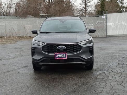 Used 2025 Ford Escape ST-Line image 2