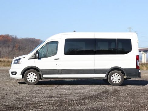 Used 2023 Ford Transit 350 XLT RWD image 5