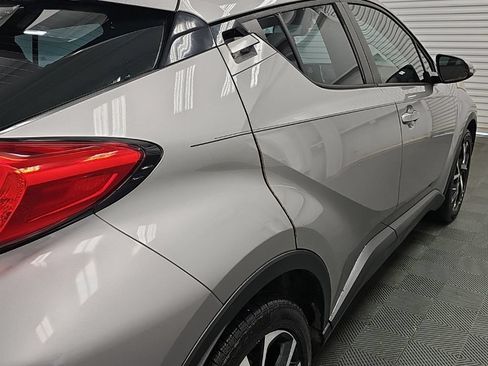 Used 2018 Toyota C-HR XLE FWD image 10