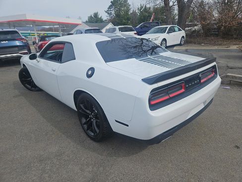 Used 2018 Dodge Challenger SXT Plus image 5