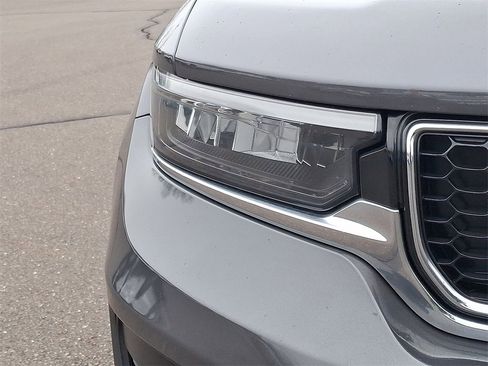 Used 2022 Jeep Grand Cherokee Overland image 9