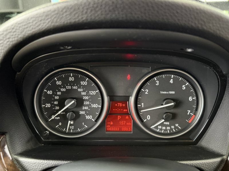 Used 2011 BMW 328i Sedan RWD image 11