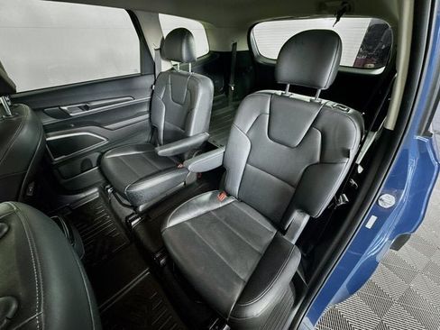 Certified 2024 Kia Telluride S AWD/4WD image 25