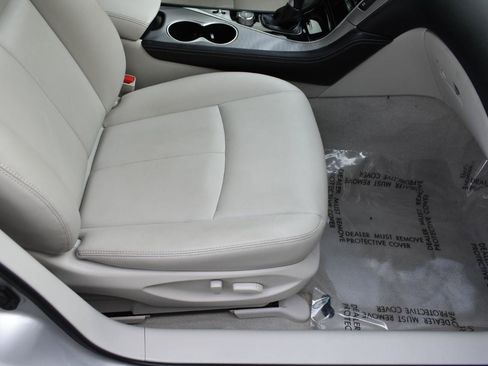 Used 2017 INFINITI Q50 3.0t Premium RWD image 30
