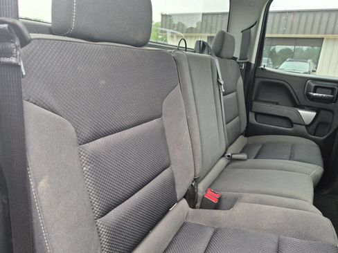 Used 2018 Chevrolet Silverado 1500 LT AWD/4WD image 23