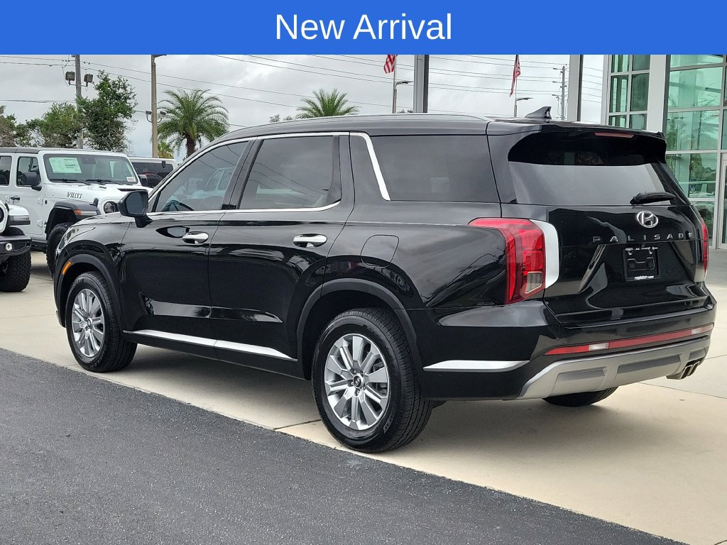 Used 2025 Hyundai Palisade SEL FWD image 5