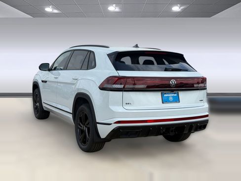 New 2026 Volkswagen Atlas Cross Sport SEL R-Line AWD/4WD image 3