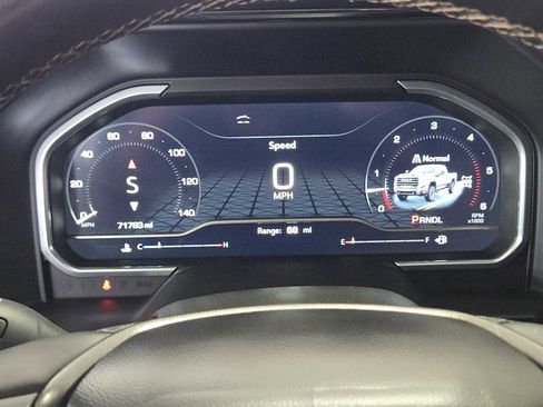 Used 2024 GMC Sierra 2500 AT4 w/ AT4 Preferred Package image 17