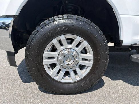 Used 2017 Ford F250 XLT AWD/4WD image 10