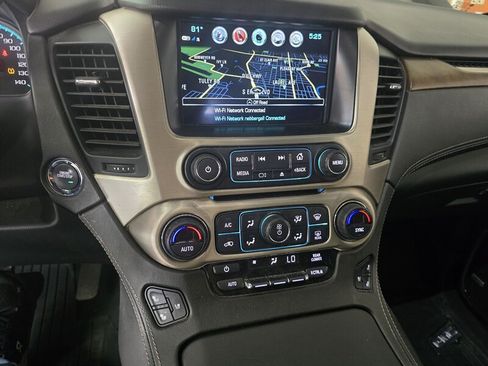 Used 2019 GMC Yukon Denali w/ Denali Ultimate Package AWD/4WD image 39