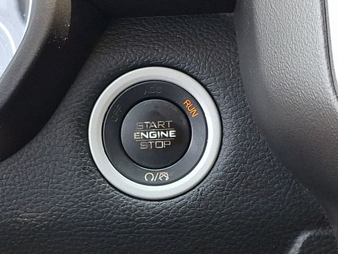 Certified 2019 RAM 1500 Big Horn AWD/4WD image 21