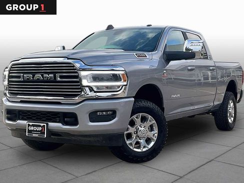 Used 2024 RAM 2500 Laramie AWD/4WD image 1