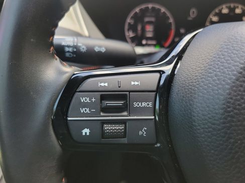 Used 2024 Honda HR-V Sport image 17