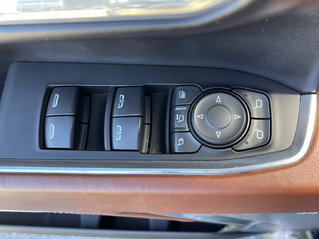 Used 2025 GMC Sierra 3500 Denali Ultimate AWD/4WD image 23