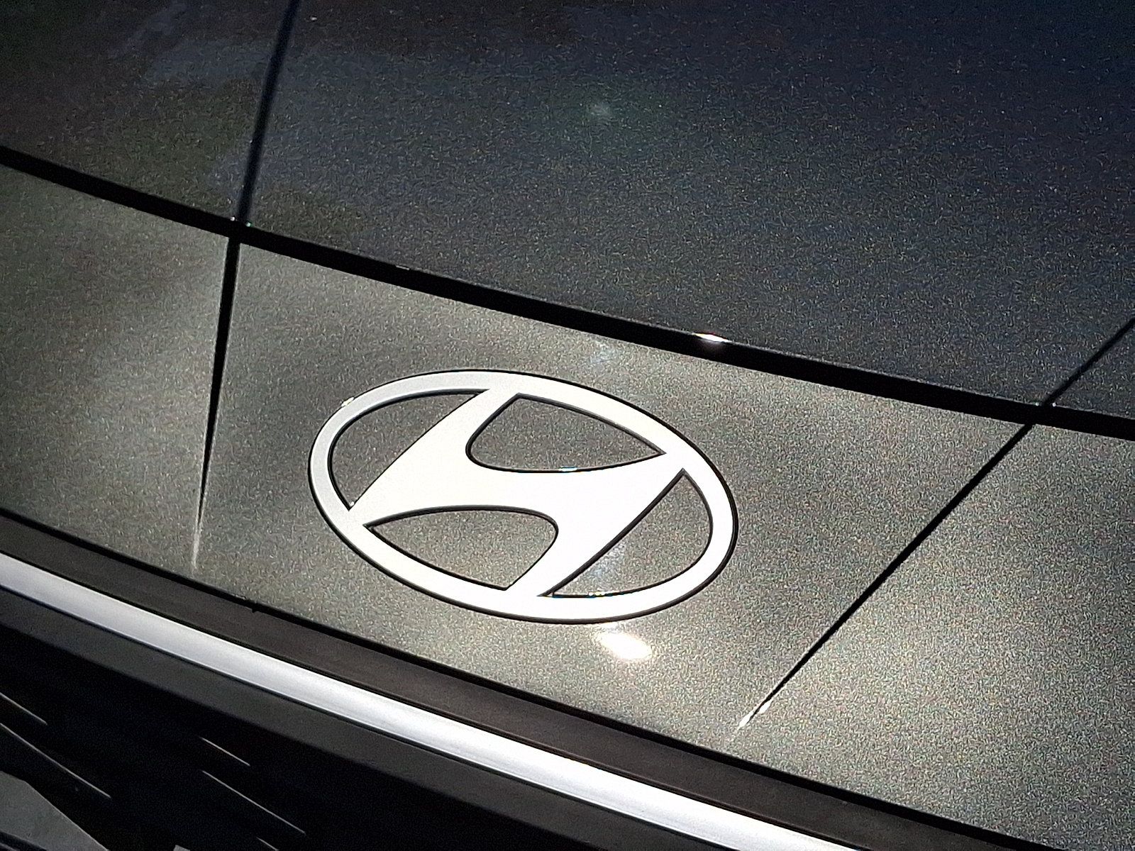 Certified 2026 Hyundai Elantra SE FWD image 30