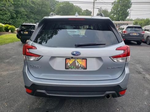 Certified 2023 Subaru Forester Limited AWD/4WD image 4