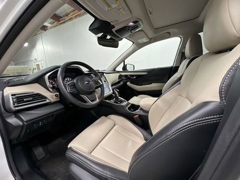 Used 2025 Subaru Outback Limited w/ Popular Package #2 image 10