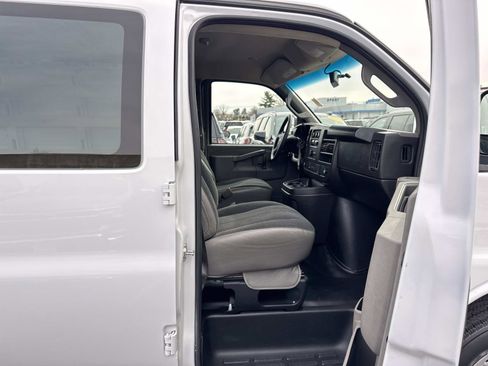 Used 2024 Chevrolet Express 2500 w/ Driver Convenience Package image 13