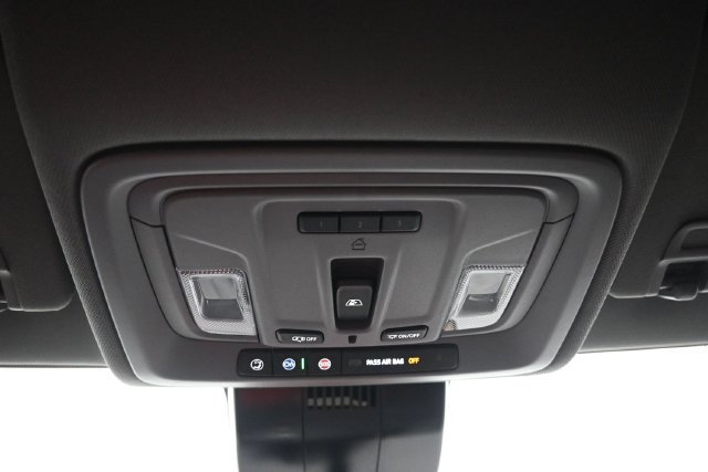 Used 2026 Chevrolet Silverado 1500 LT w/ Texas Edition Plus RWD image 14