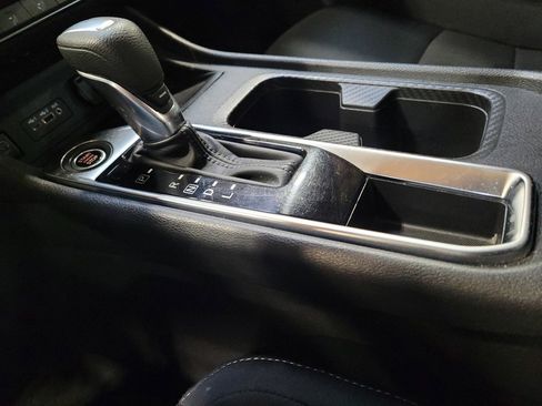 Used 2024 Nissan Sentra SV FWD image 26