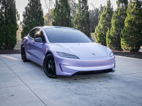 Used 2024 Tesla Model 3 Performance image 2