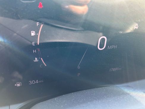 Used 2025 Buick Envista Sport Touring image 10