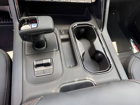 New 2025 GMC Sierra 1500 AT4 w/ AT4 Premium Package image 47