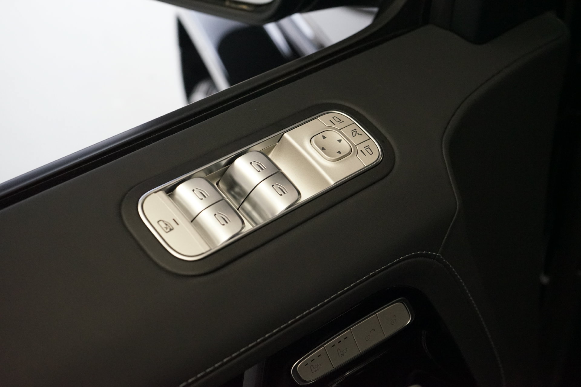 Used 2027 Mercedes-Benz G 63 AMG 4MATIC image 27