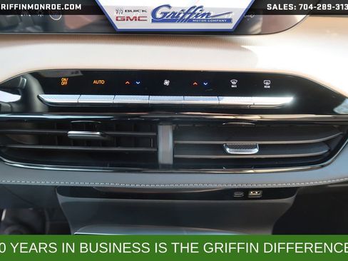 New 2026 Buick Enclave Preferred w/ Power Package FWD image 17