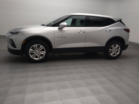 Used 2021 Chevrolet Blazer LT FWD image 2